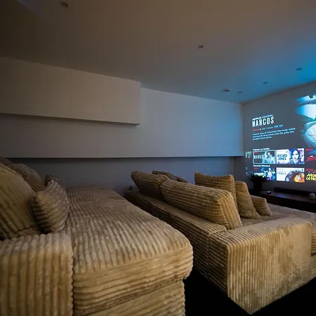 Amazing With Cinema *